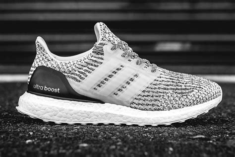 ultra boost oreo 9.5 athletic.